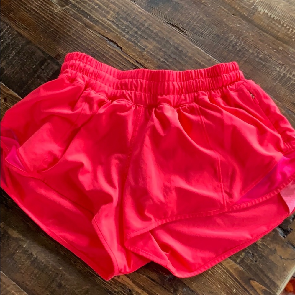 LULULEMON SHORTS